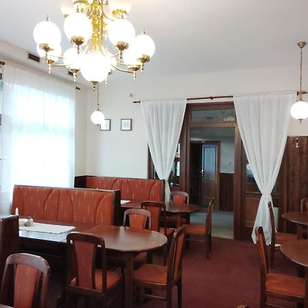 Lucni Dum Hotel Janské Lázně Kültér fotó