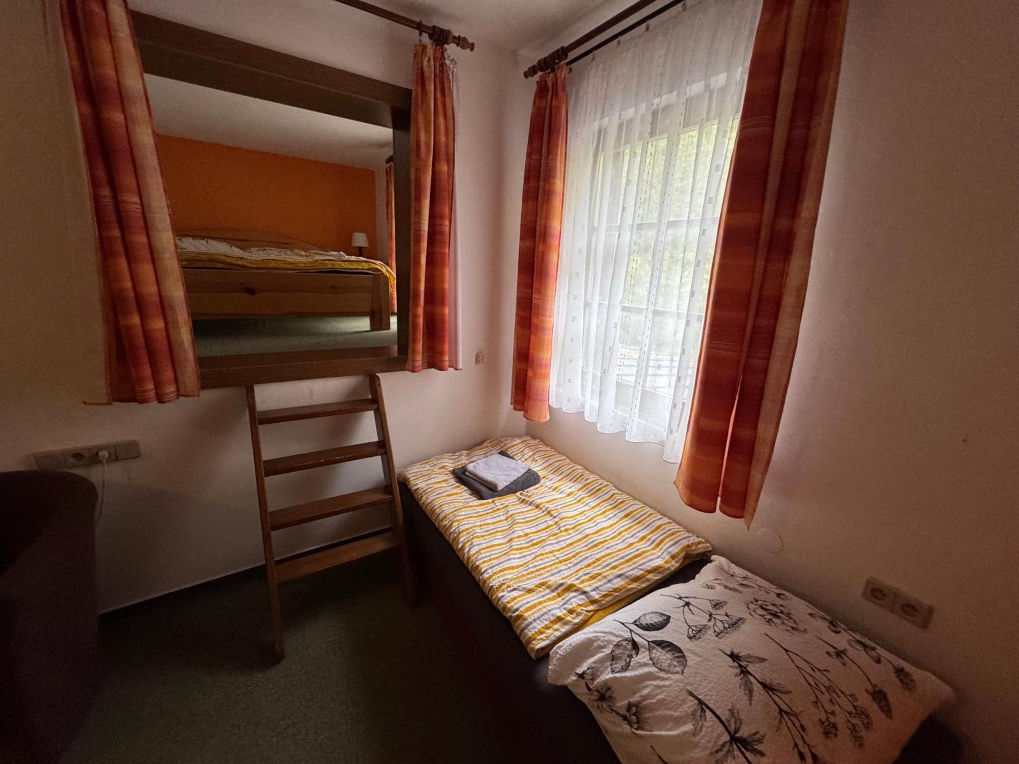 Lucni Dum Hotel Janské Lázně Szoba fotó