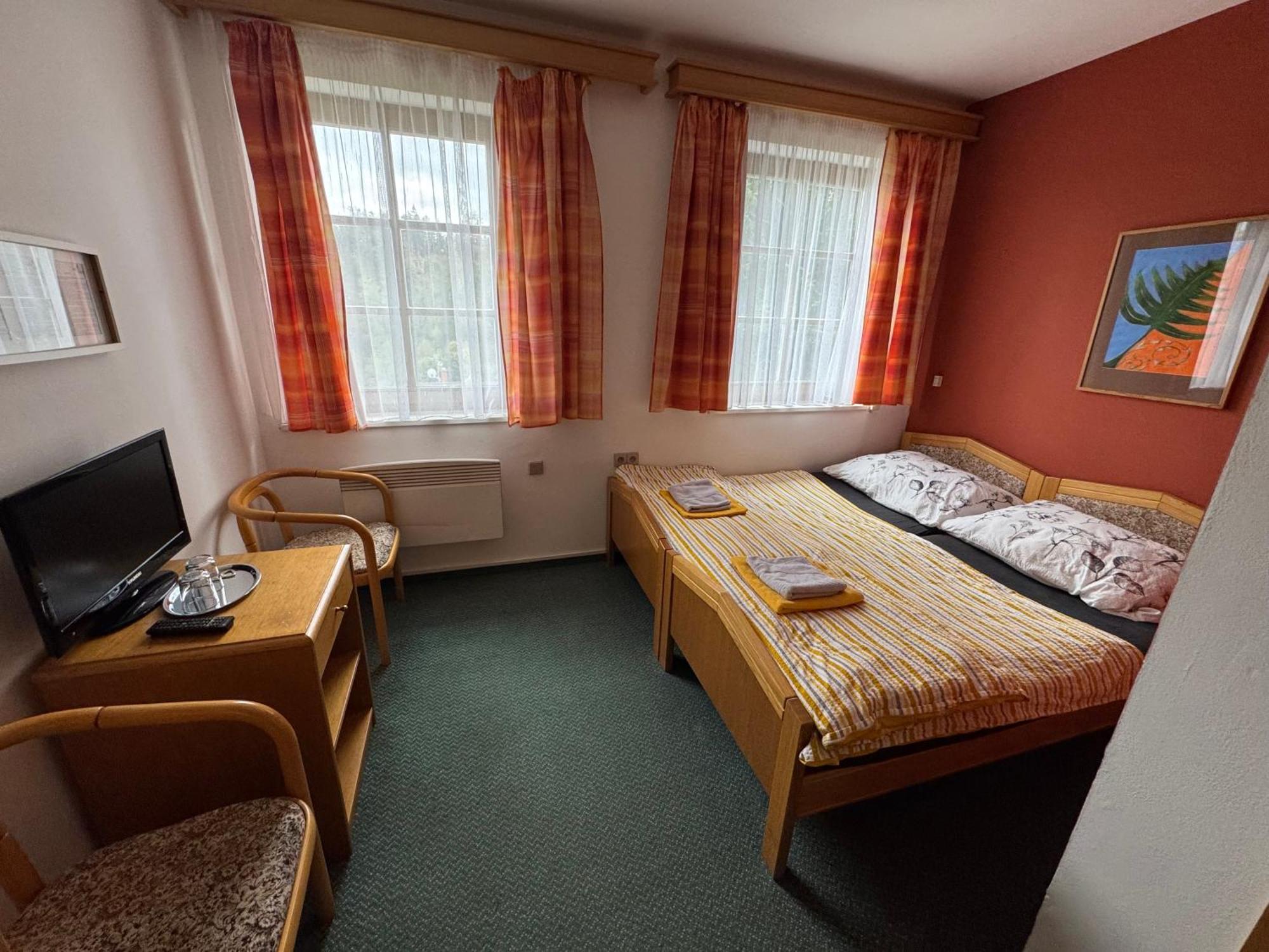 Lucni Dum Hotel Janské Lázně Szoba fotó