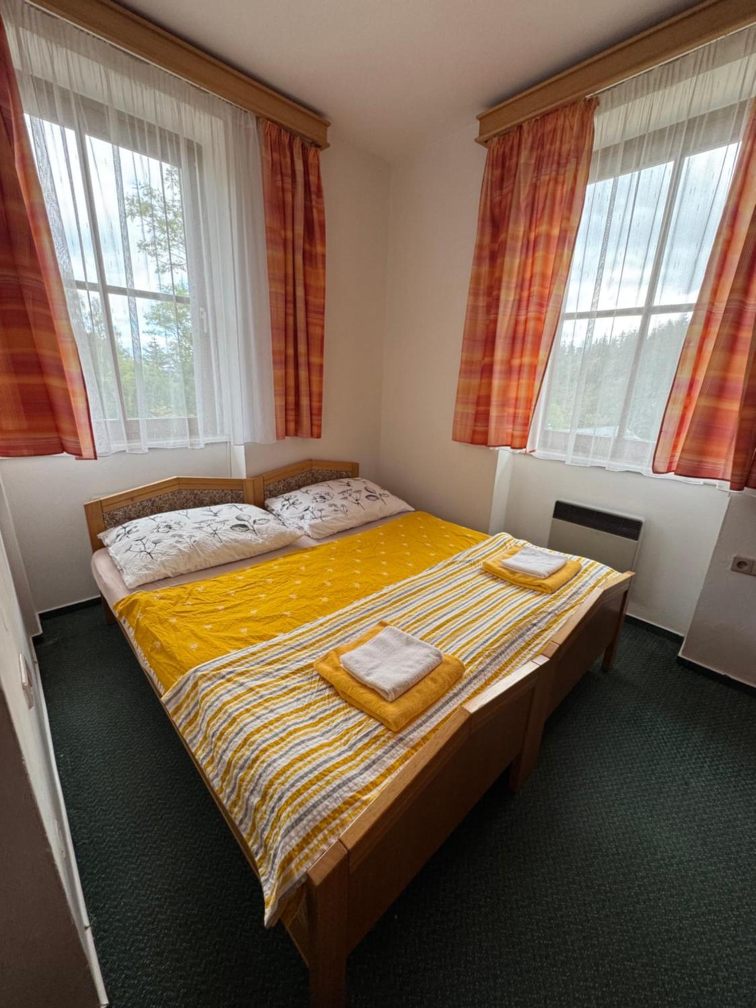 Lucni Dum Hotel Janské Lázně Szoba fotó