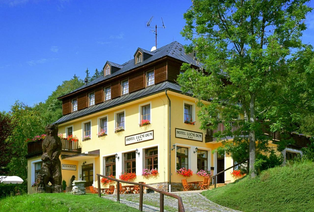Lucni Dum Hotel Janské Lázně Kültér fotó